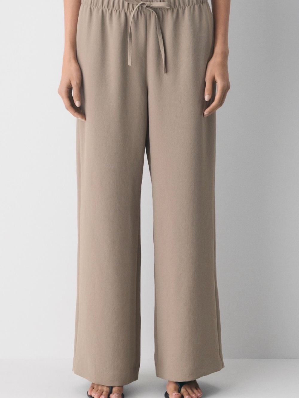 Aritzia x Wilfred Pant in Nomad Taupe - Picture 2 of 3